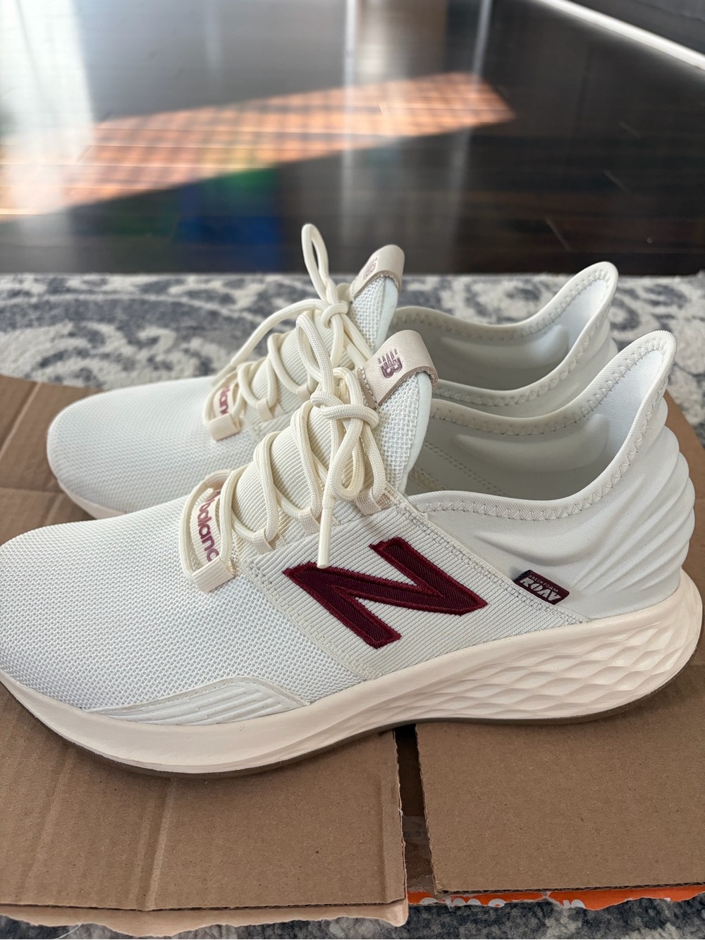 New Balance Roav (LIKE NEW)